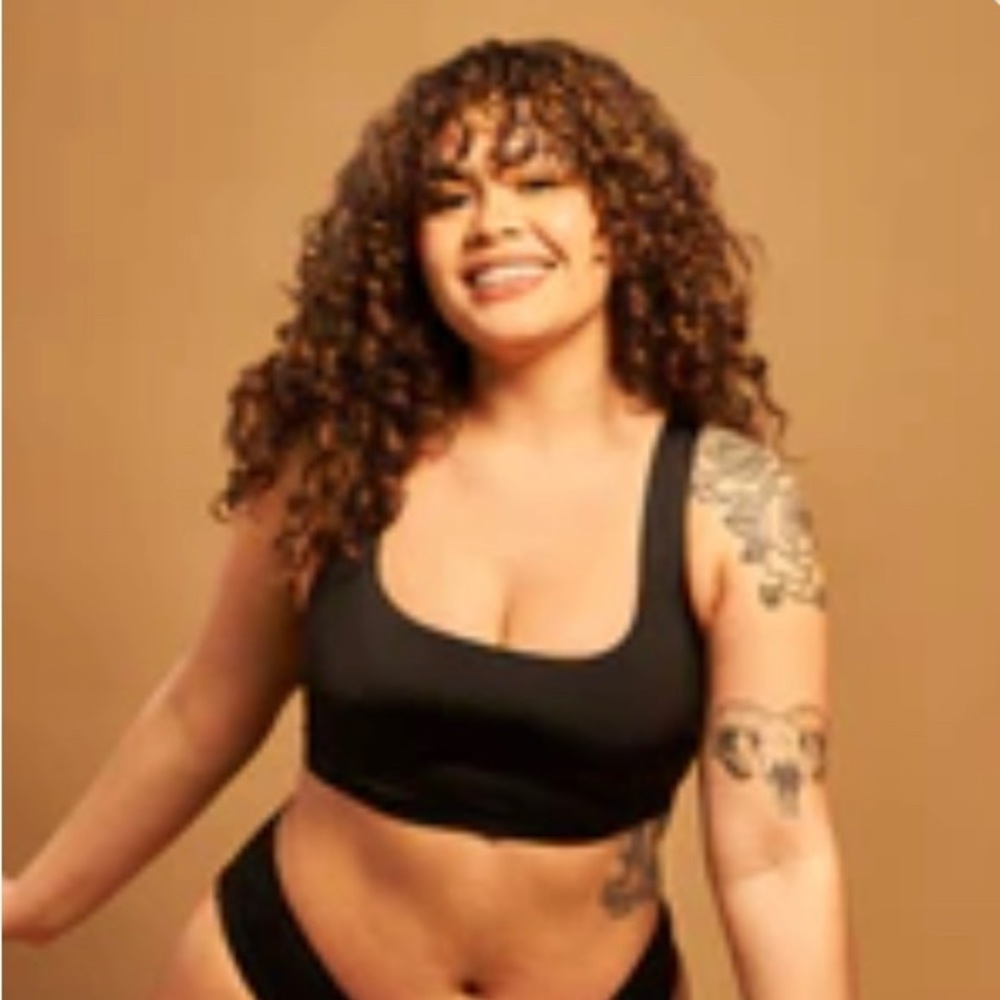 onewith swim guthrie sport style bikini top